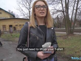 Jemagat öňünde agent - she is just 18 but she knows how to suck and fuck a big gotak in a podwal | xhamster